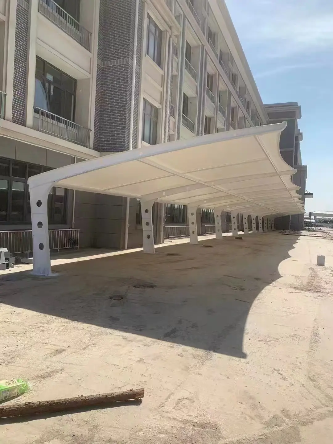 贵州工业园区建停车棚,这笔账不算清楚容易多花冤枉钱